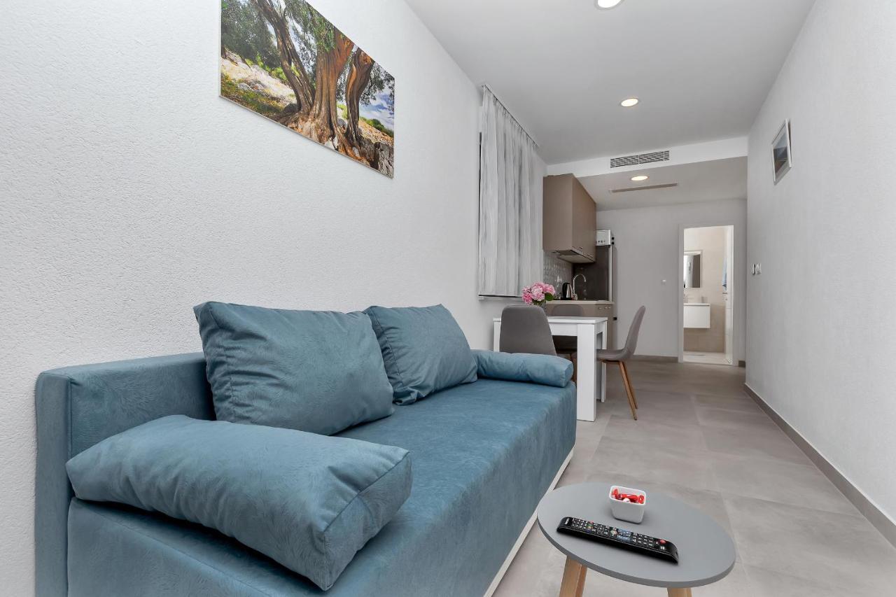 Central Beach Apartments Tučepi Eksteriør billede