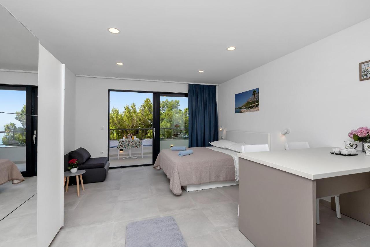 Central Beach Apartments Tučepi Eksteriør billede
